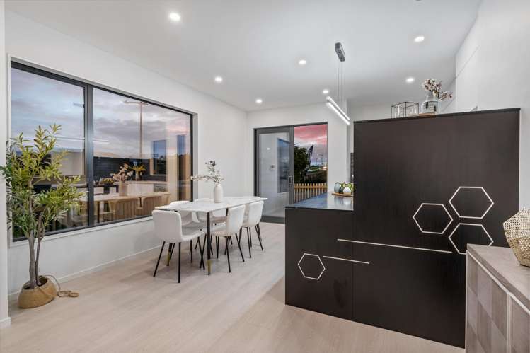 196 Henwood Road_5