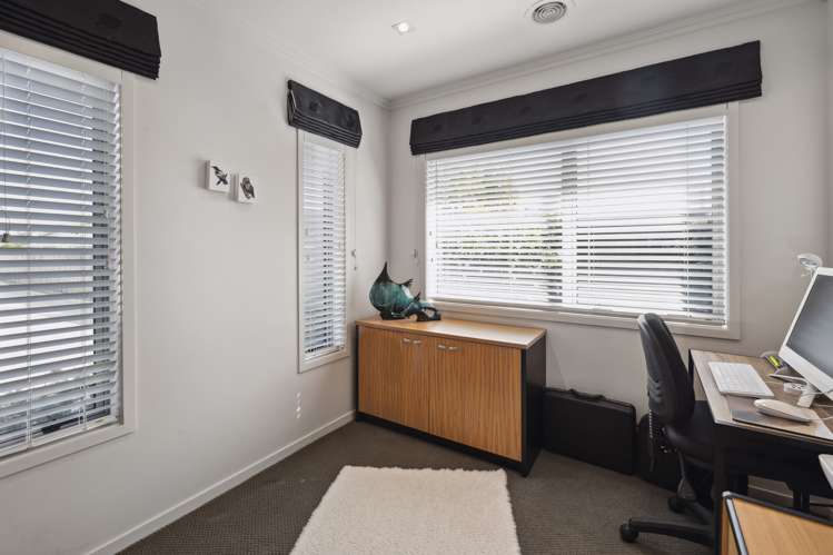 66a Basley Road Owhata_12