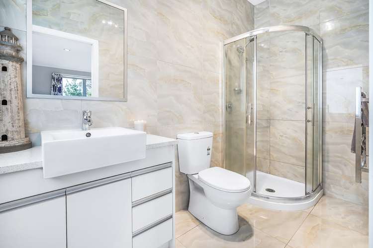 49 Alpers Ridge Leamington_6