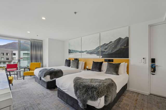 201/21 Stanley Street Queenstown_3