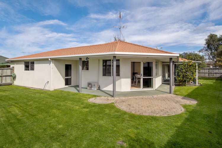 6 Springswood Grove Springlands_18