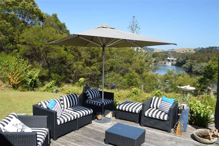 24 Falls View Road Haruru_15