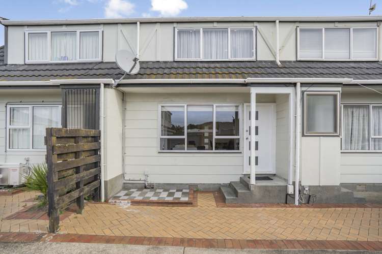 4/6 Richmond Street Petone_16
