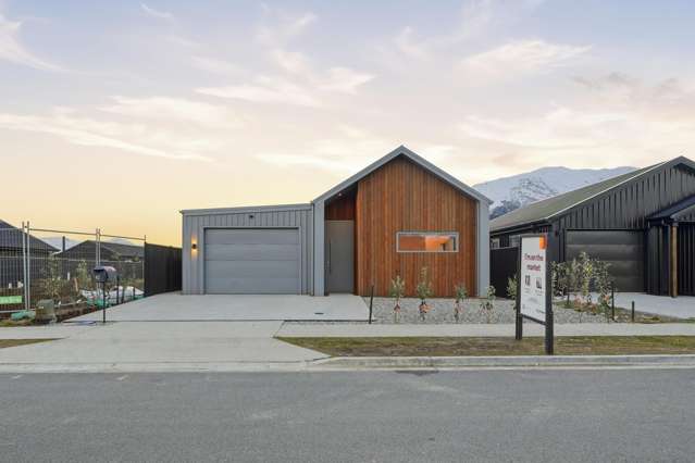 42 Burdon Loop Lake Hawea_3