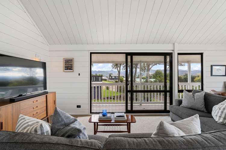 1210 Hikuai Settlement Road_5