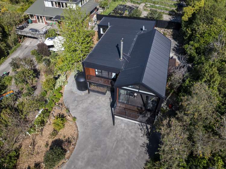 8 Merlincote Crescent Governors Bay_27