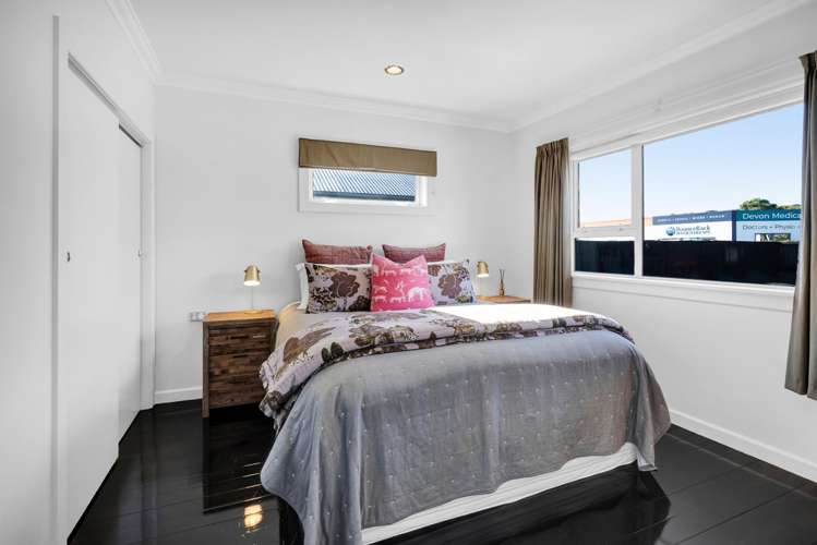 290 Devon Street West New Plymouth_11