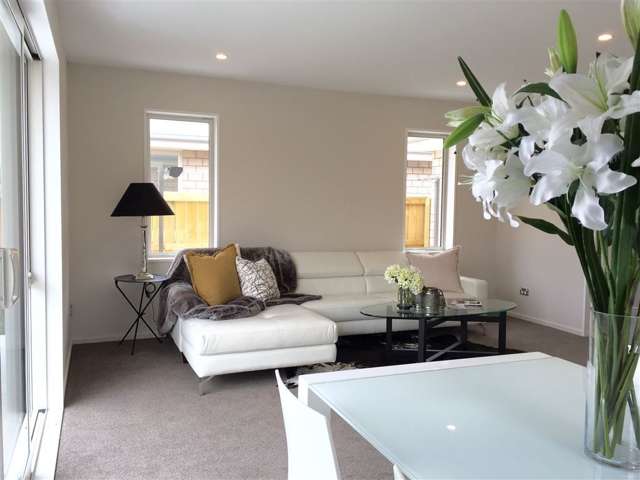 2/61 Lincoln Road Hillmorton_3