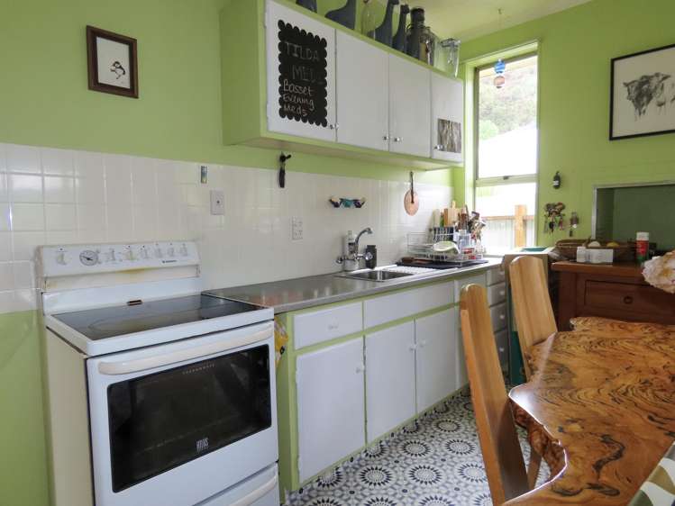 10 Broadway Reefton_2