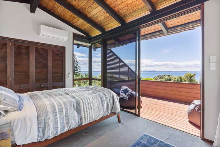 60 Pacific Parade Army Bay_31