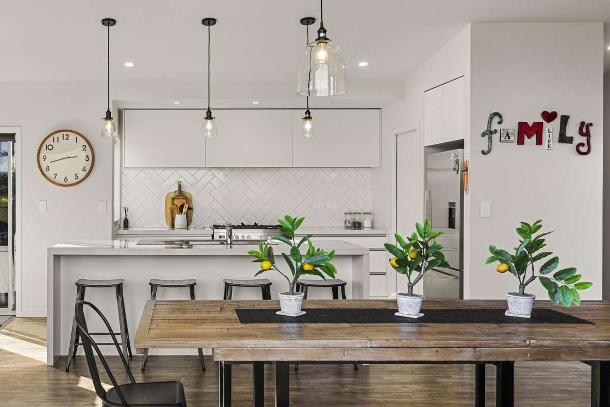 24 Robertson Street_2