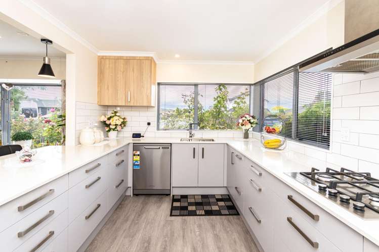 6 Royal Oak Drive Kelvin Grove_11