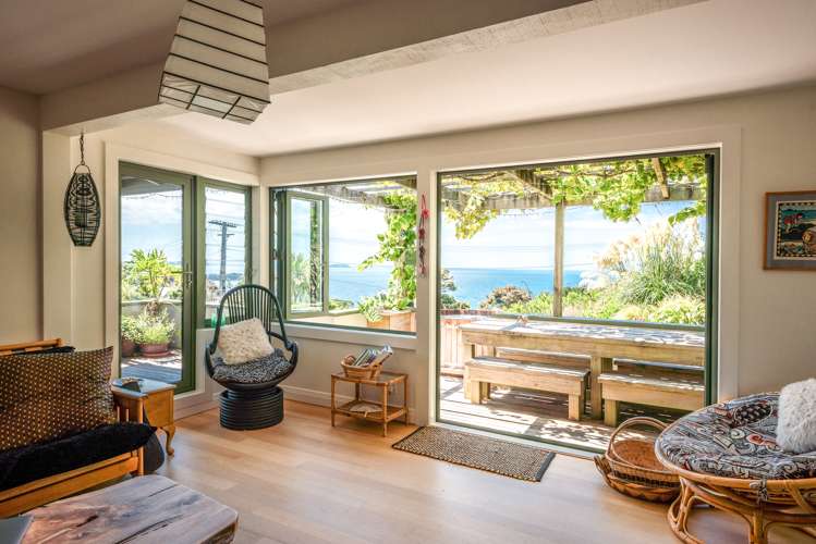 78 Queens Drive Oneroa_5