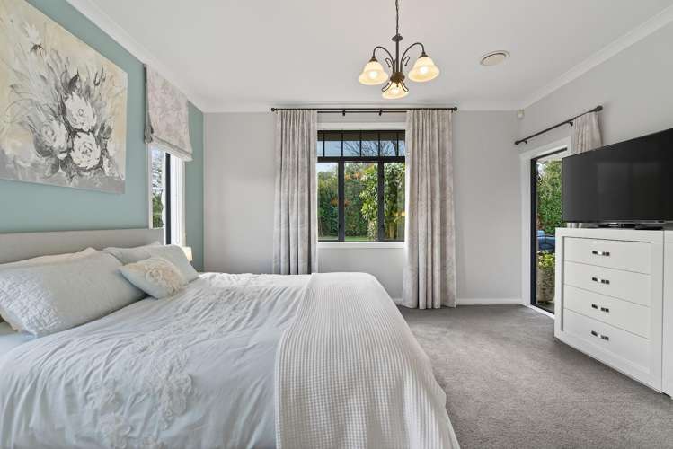 15 Grace Avenue Leamington_7