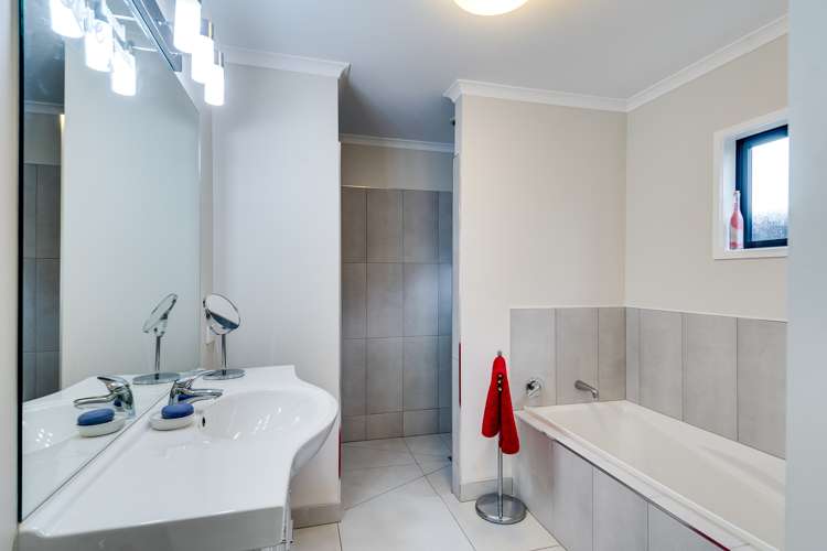 2 Whakatomo Place Havelock North_15