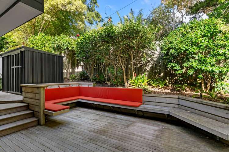 2/12 Penzance Road Mairangi Bay_37