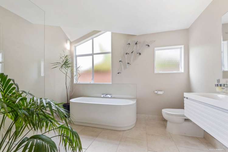 14 Kingshaven Close Mt Roskill_11