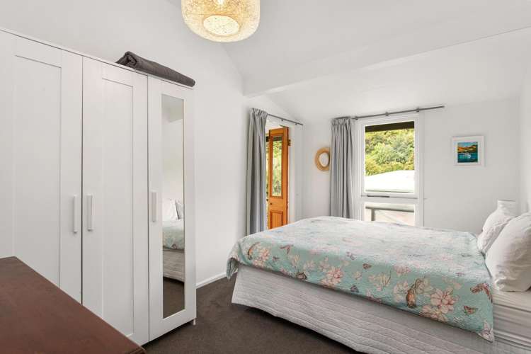 12 Fleur Lane Akaroa_8