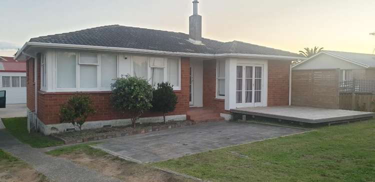 114 Links Avenue_0