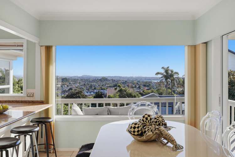 10 Etherege Place Mellons Bay_10