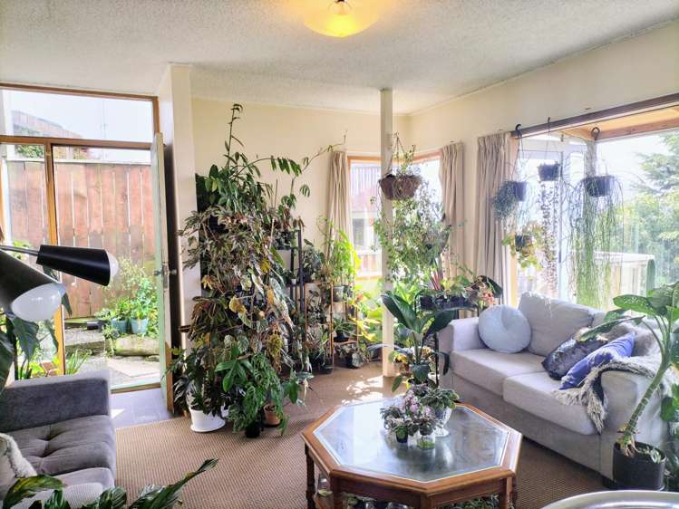 67 Easther Crescent Kew_20