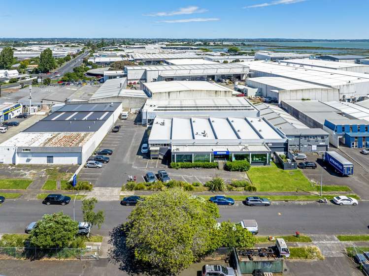 14-18 Honan Place Avondale_12