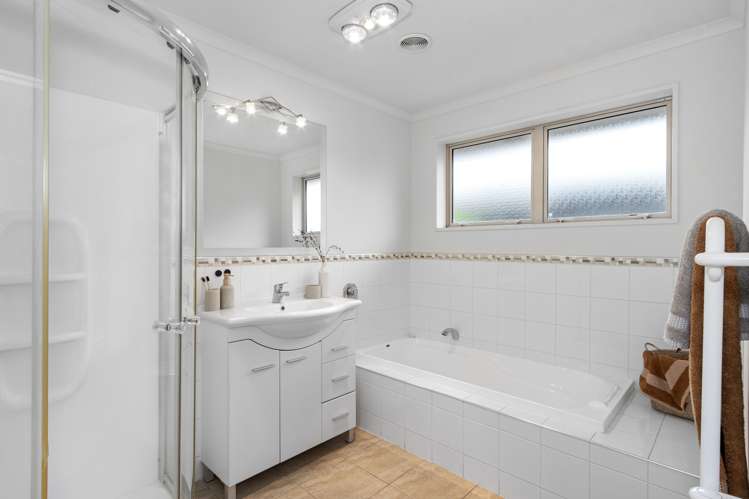 32 Eaglesome Avenue Aidanfield_9