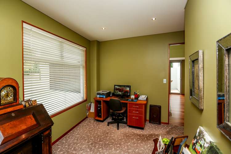 531 South Road Omata_14