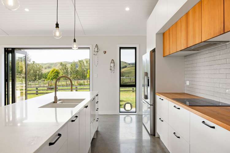 758 Kairangi Road Rotoorangi_9