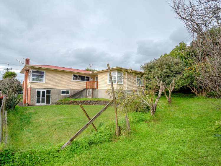 42 Shirley Avenue Papakura_14