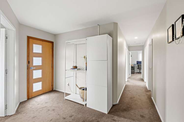 9 Fir Tree Lane Aranui_11