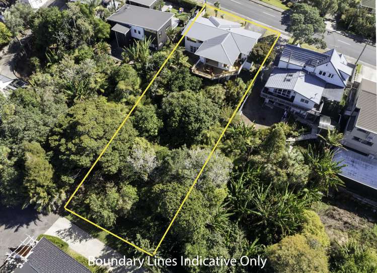 17 Beach Road Mellons Bay_29