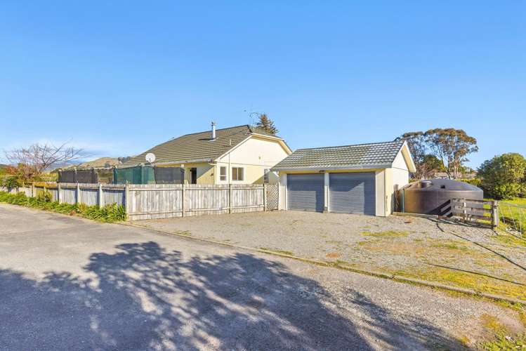 931 State Highway 1 Te Horo_23