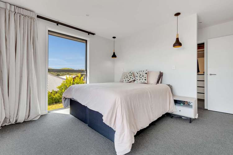 90 Adler Drive Ohauiti_18