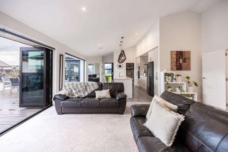 76 Puhirake Crescent Pyes Pa_6