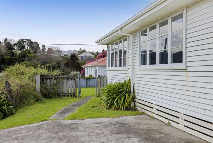 32B Seaview Road Marfell_16