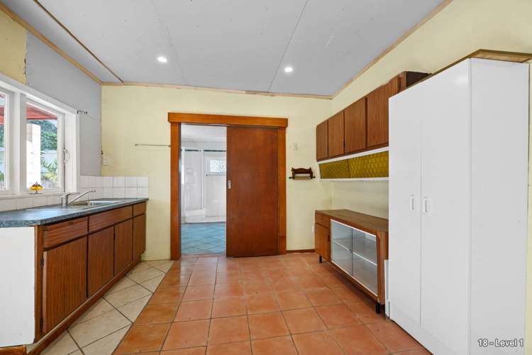 18 Sulphur Beach Road Northcote Point_15