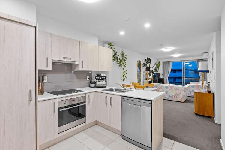 Apt 115/17 Link Crescent Stanmore Bay_11