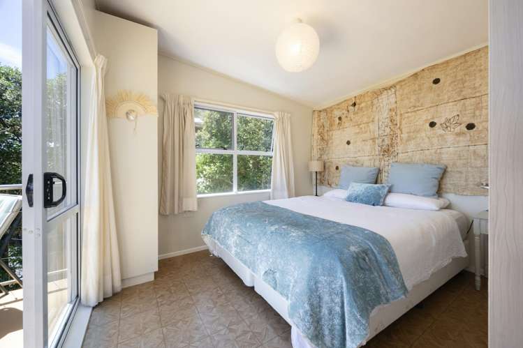 54 Rayner Road Piha_11