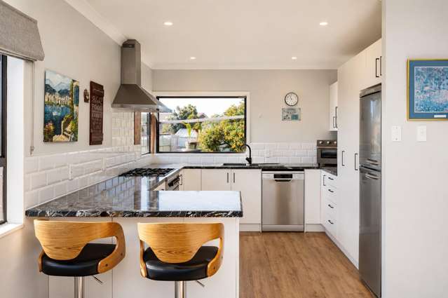 77 Avondale Road Taradale_2