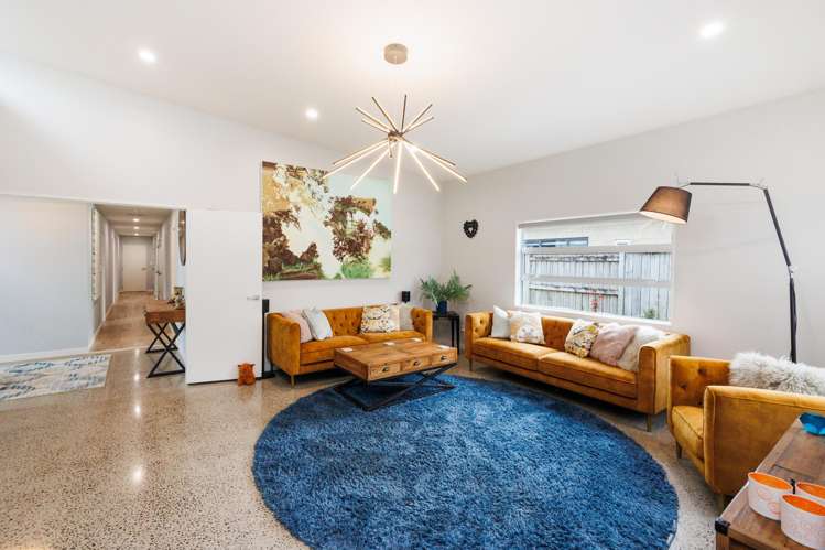 2 Chestnut Close Kelvin Grove_15