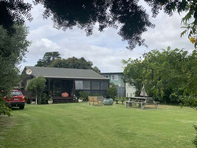 10 Morrison Road Matapouri_4