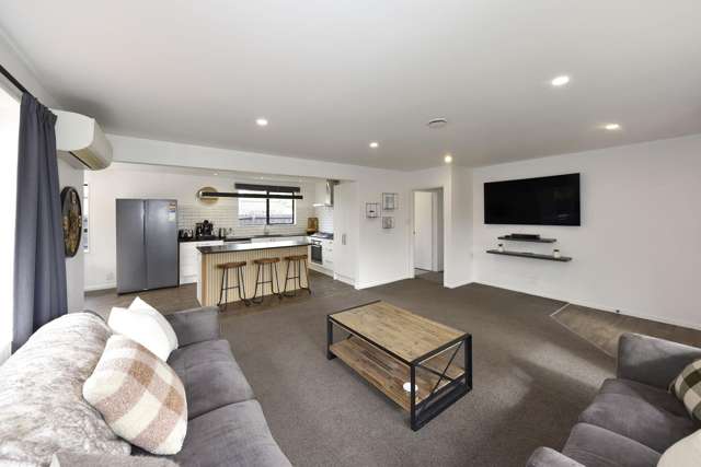 2 Edwins Way Burwood_2