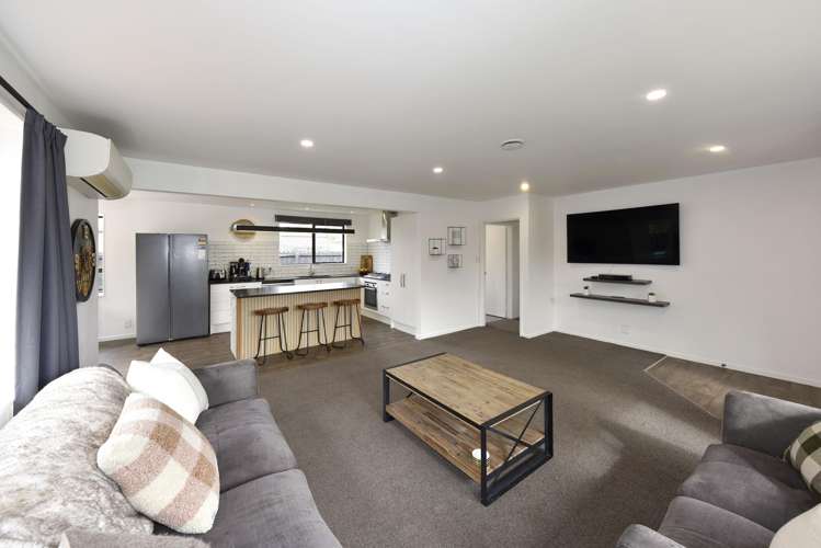 2 Edwins Way Burwood_2