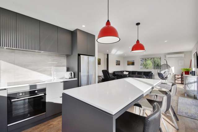 Modern Comfort Meets Sustainable Living!