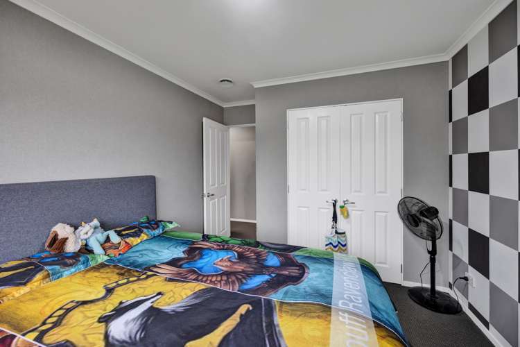 9 Denby Heights Hawera_14