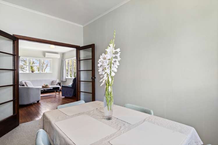 325 Lake Road Hauraki_8