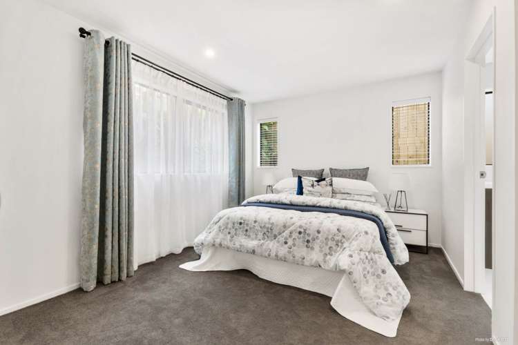 21 Coroglen Avenue Birkenhead_10