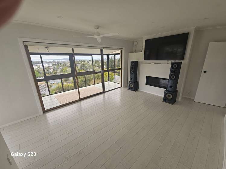 611B Glenfield Road Totara Vale_3
