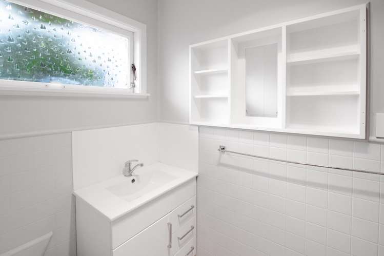 73 Lewis Street Glenview_11